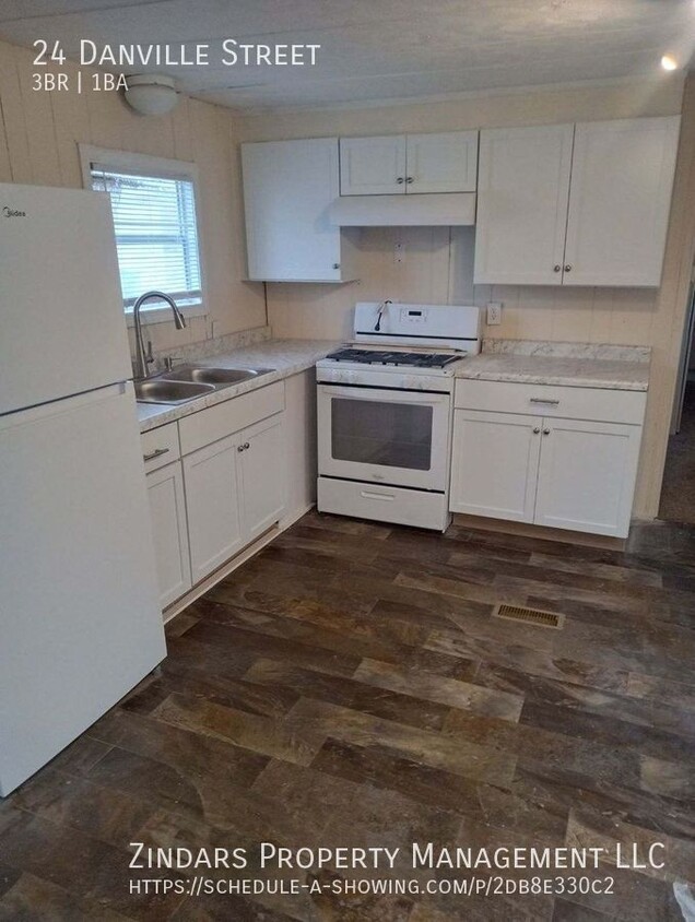 Primary Photo - Remodeled 3 bedroom 1 bath mobile home in ...