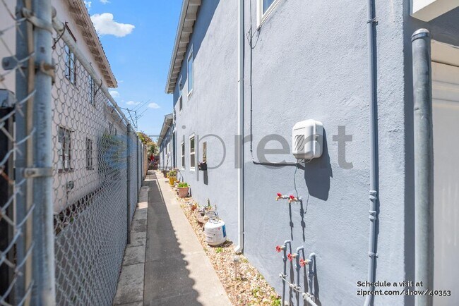 Foto del edificio - 1582 Pacific Ave