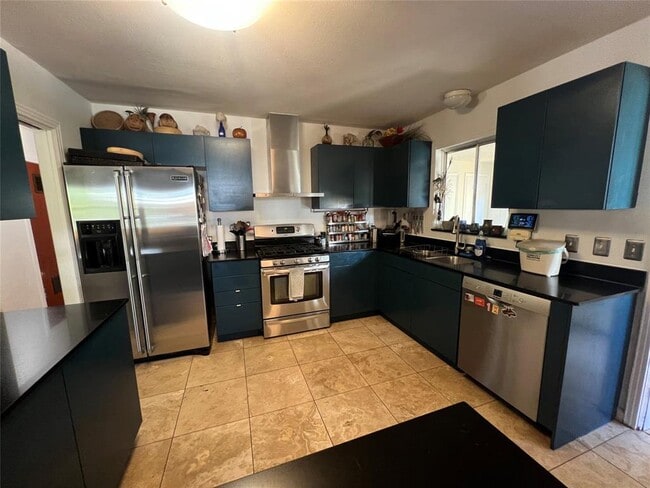 Building Photo - 4506 Oakmont Blvd