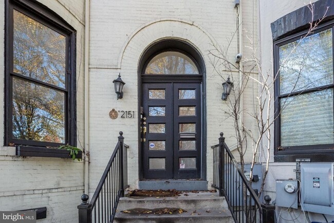 Foto del edificio - 2151 Florida Ave NW