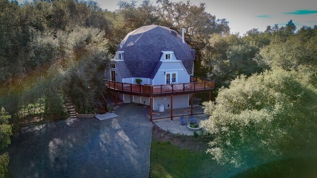 Building Photo - 28205 Meadow Oak Ln