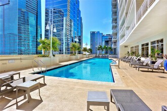 Building Photo - 1200 Brickell Bay Dr