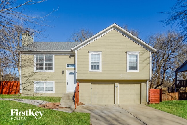 Building Photo - 1106 Park Dr