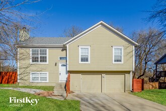 Building Photo - 1106 Park Dr