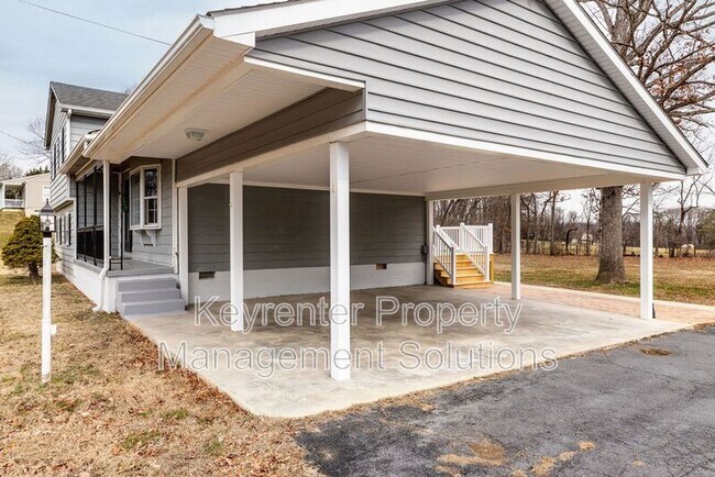 Building Photo - 781 Cold Springs Rd