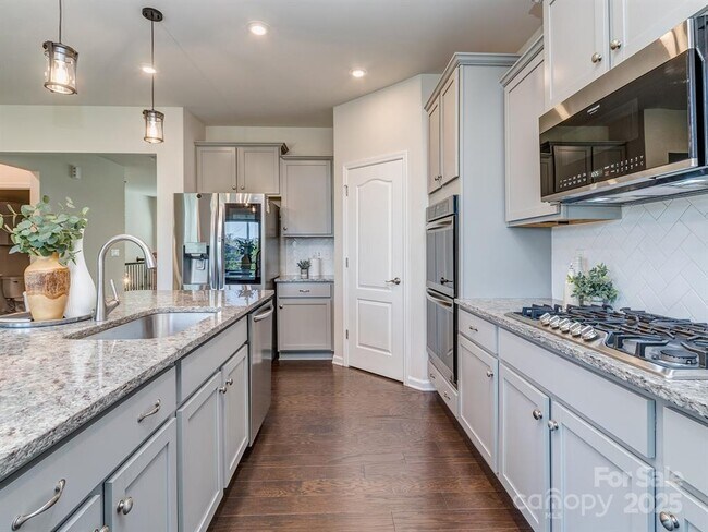 Building Photo - 12214 Ardrey Park Dr