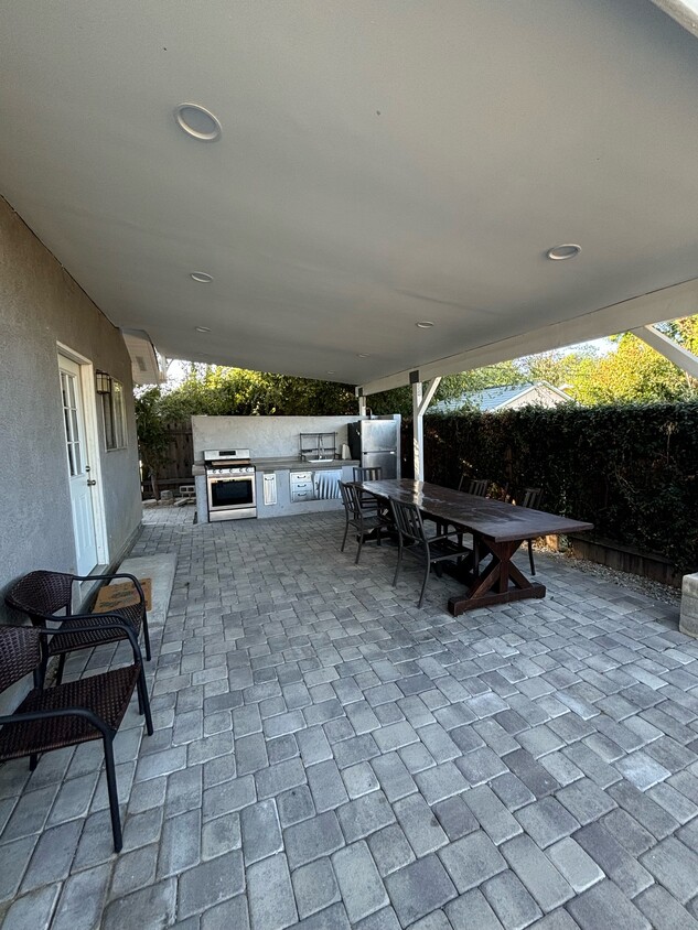 Patio/Kitchen - 6929 Oakdale Ave