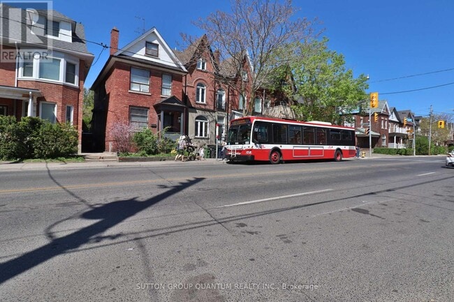 Building Photo - 588 Ossington Ave