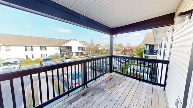 Building Photo - 5441 Cedar Springs