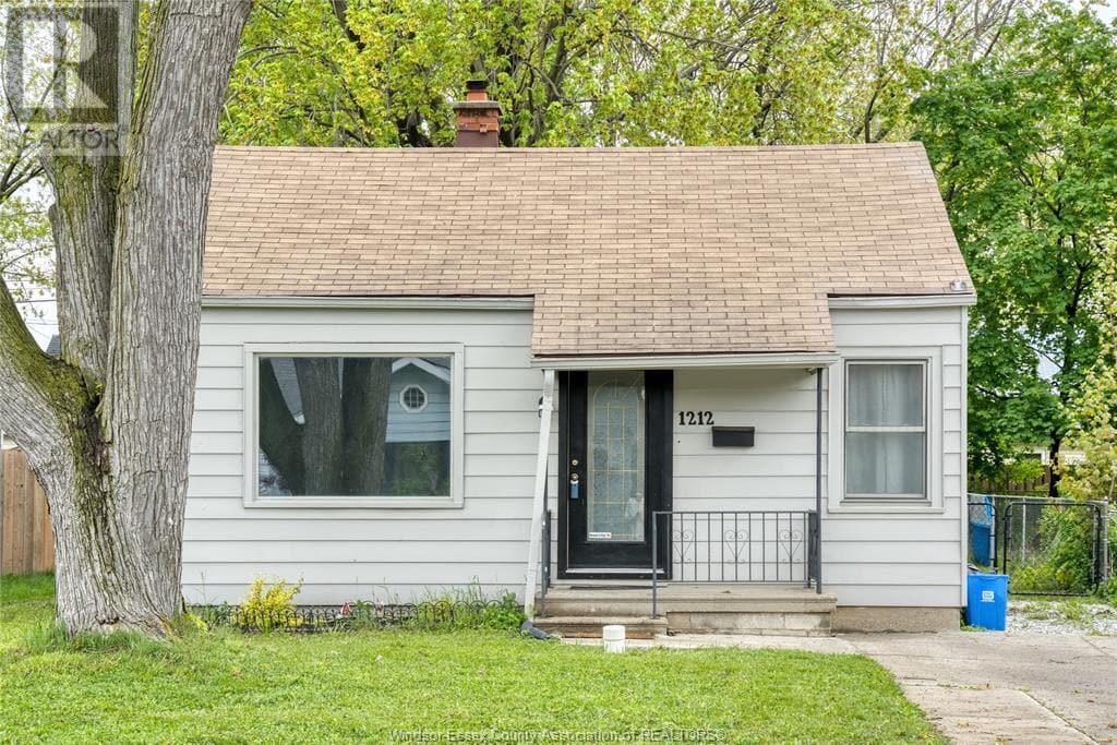 Primary Photo - 1212 Elm Ave