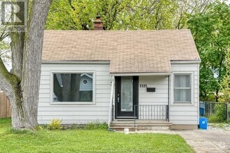 Building Photo - 1212 Elm Ave