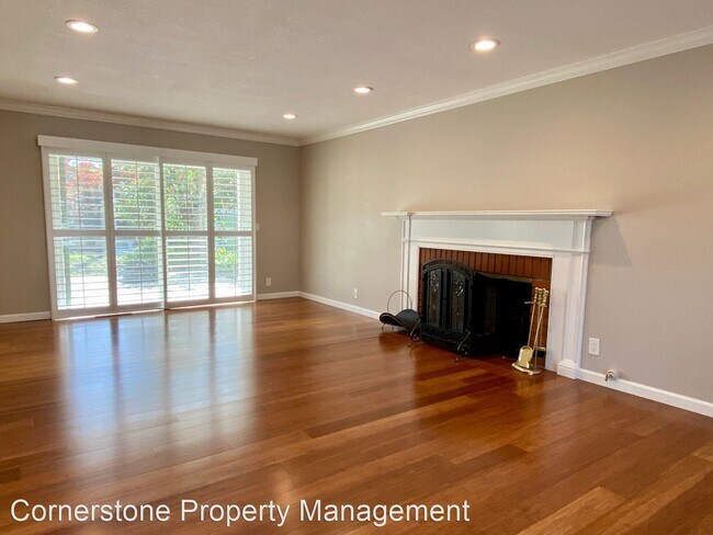 Foto del edificio - 4 br, 2.5 bath House - 2236 Dianne Dr