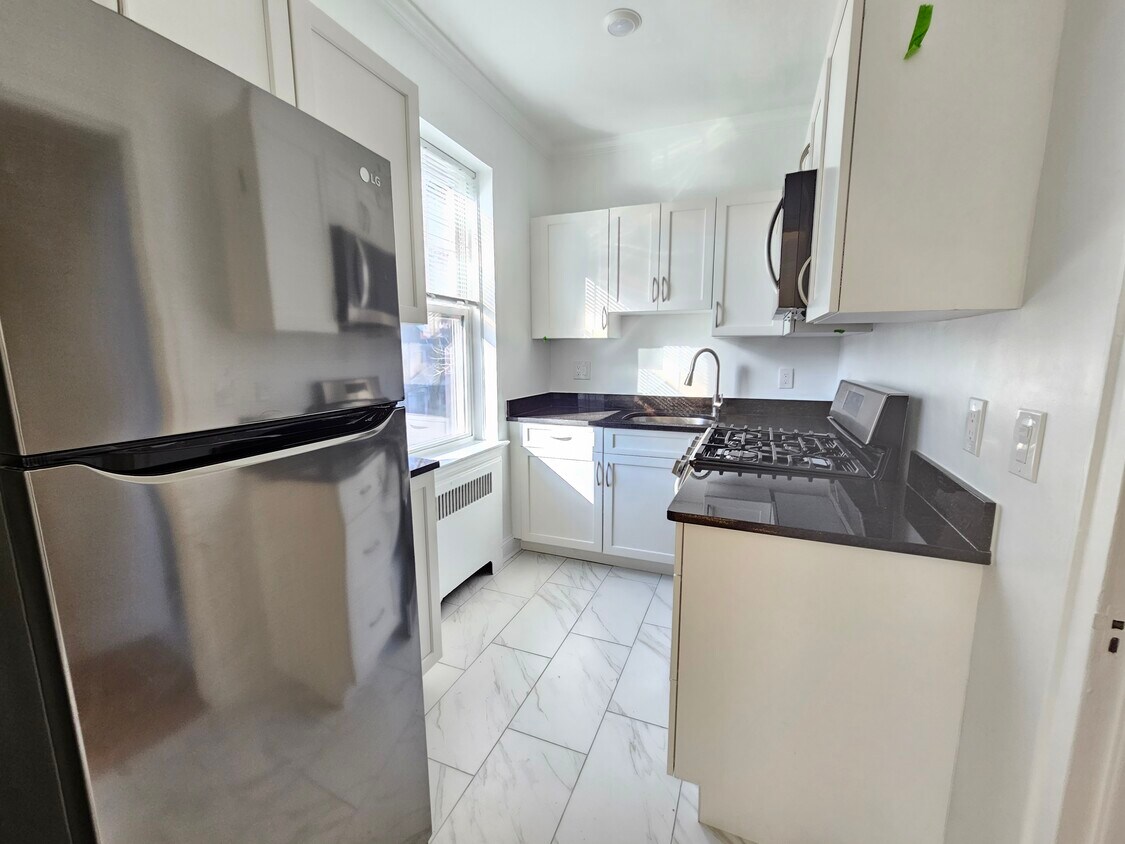 Primary Photo - 78 Kilsyth Rd
