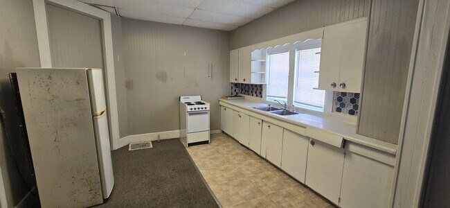 Foto del edificio - Efficiency Apartment - All Utilities Included! ($100 1st month off with January move in!)