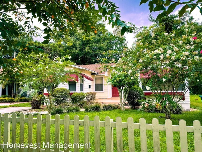 Foto del edificio - 3 br, 1 bath House - 1312 N Fern Creek Avenue