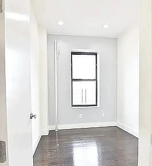 Photo - 100 W 143rd St Apartment