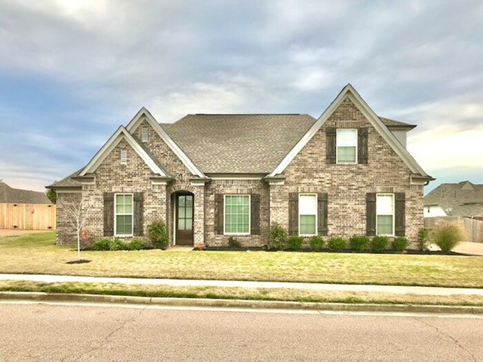 Primary Photo - 4 Bedroom 3 Bath Home In Southeast Memphis...