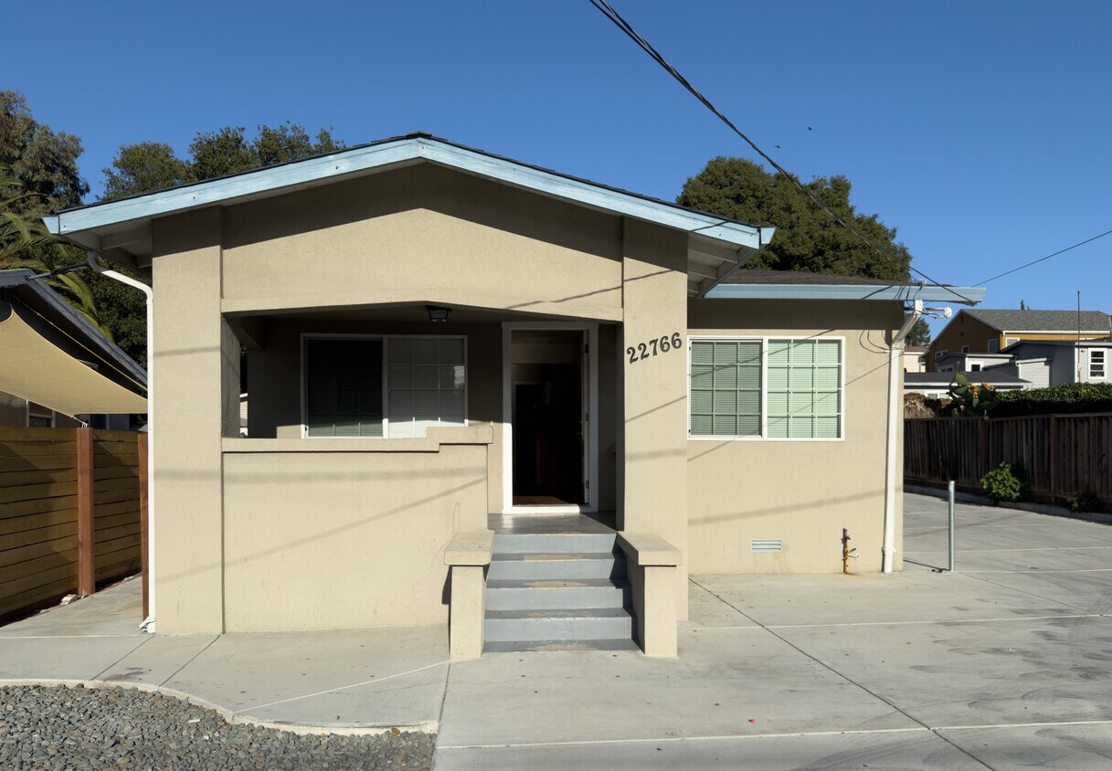 Foto principal - 22766 4th St