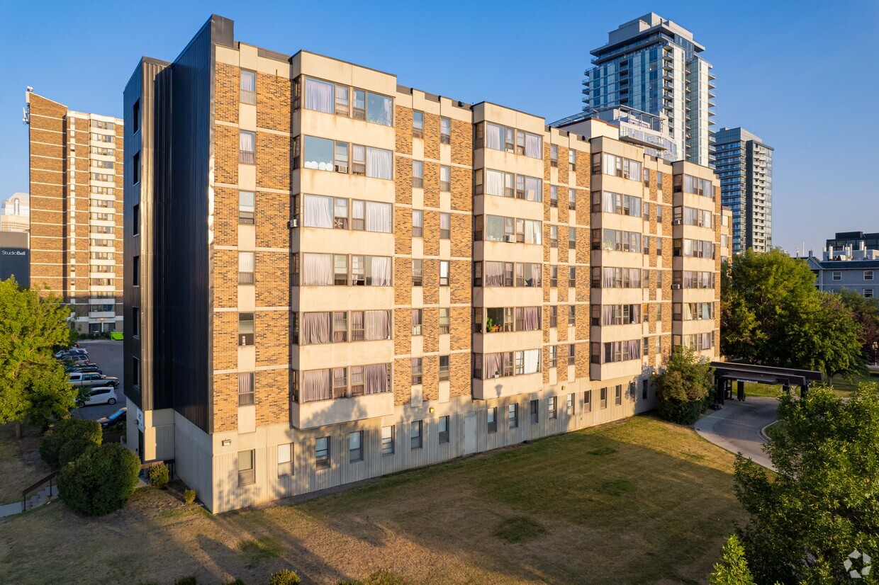 Primary Photo - George C. King Tower