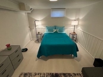 Foto del edificio - 70 Clay Pond Rd