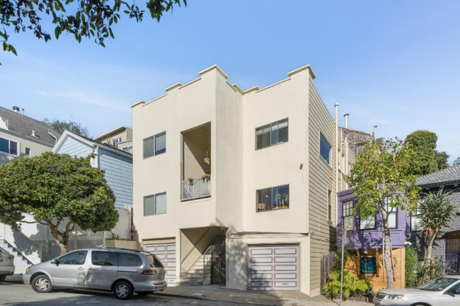 Building Photo - 210 Corbett Ave