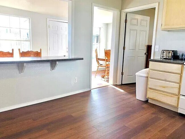 Foto del edificio - 211 W Madison St