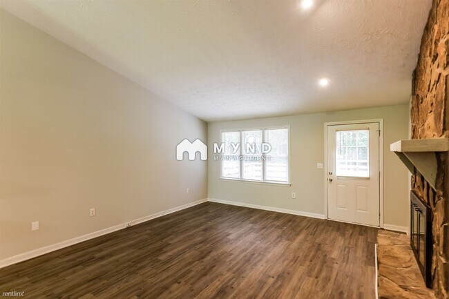 Building Photo - 3 br, 2 bath House - 130 Mourning Dove Dr N