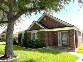 Building Photo - 3906 Eastland Lake Dr