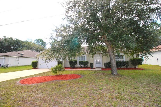 Building Photo - 10 Pine Cedar Dr