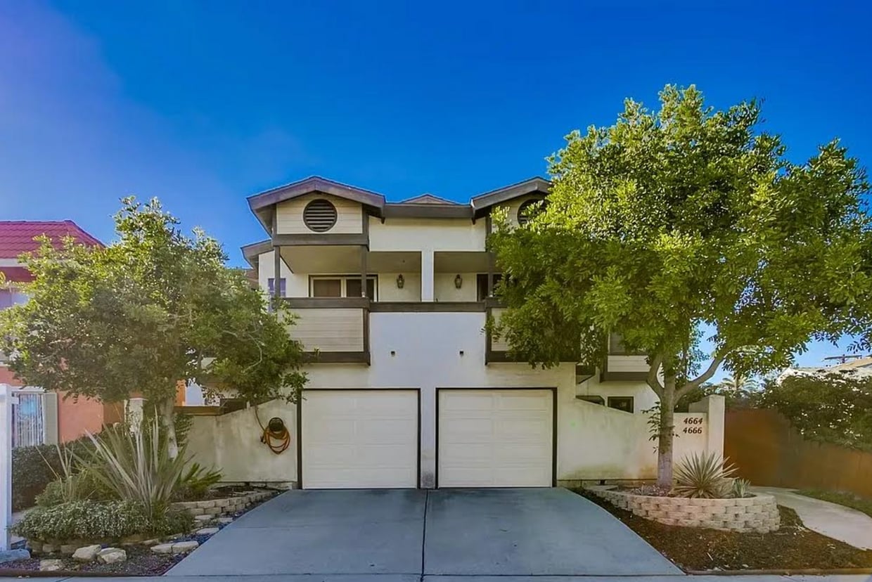 Primary Photo - Great 2B/2.5BA Townhome in Kensington!