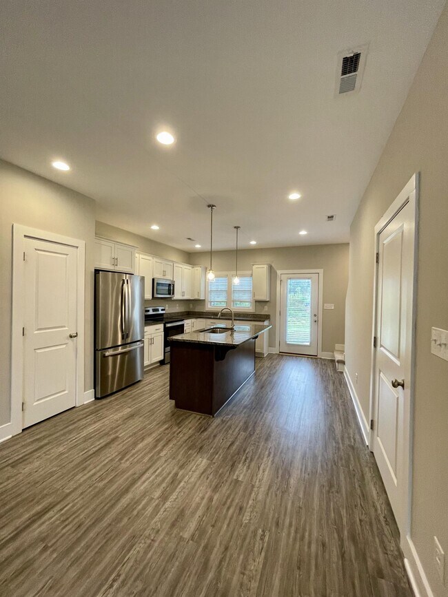 Foto del edificio - 93 Warwick Dr