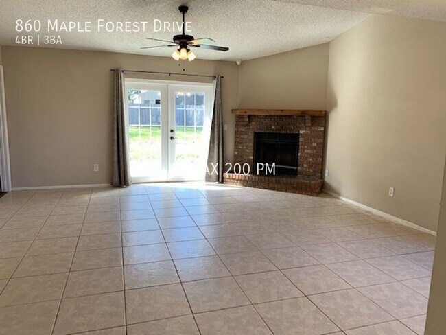 Foto del edificio - 860 Maple Forest Dr