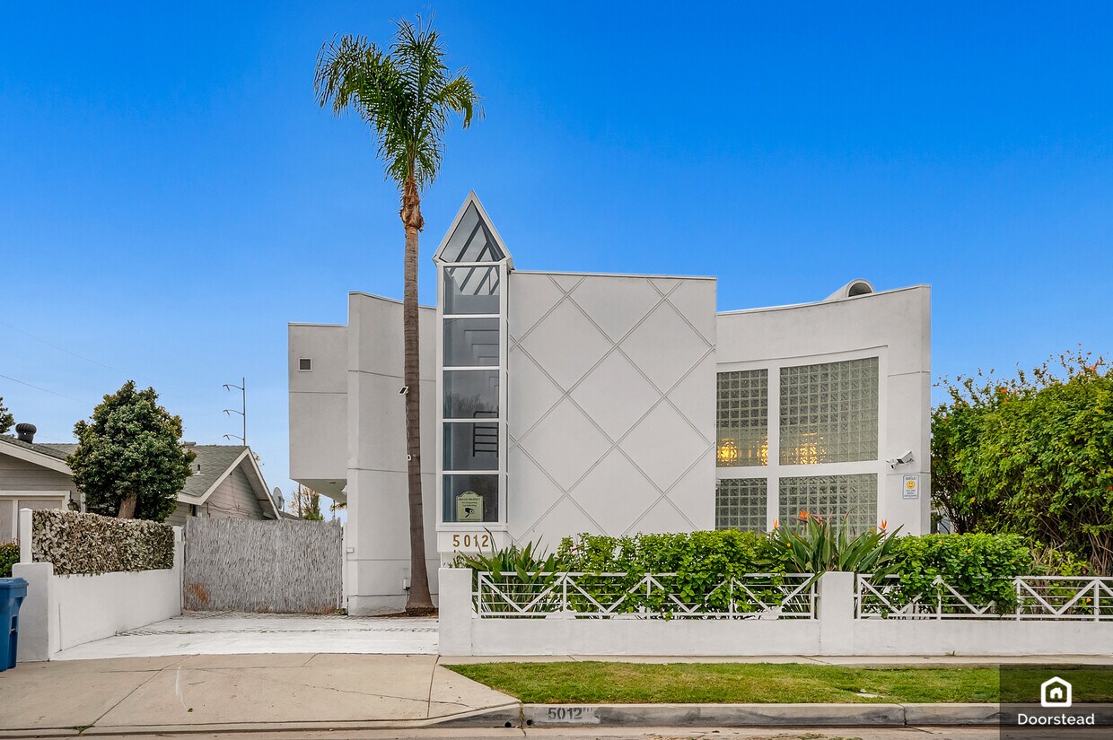 Foto principal - 5012 W 119th St
