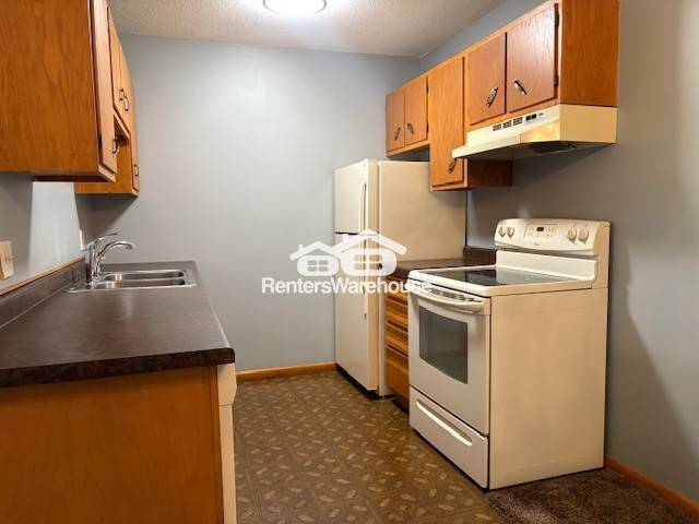 Foto del edificio - 9147 Olson Mem Hwy