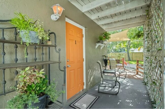 Foto del edificio - 4715 Hollingsworth Ave