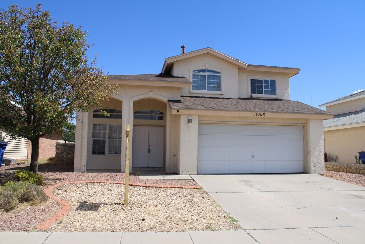 Foto principal - 11008 Rogers Hornsby St