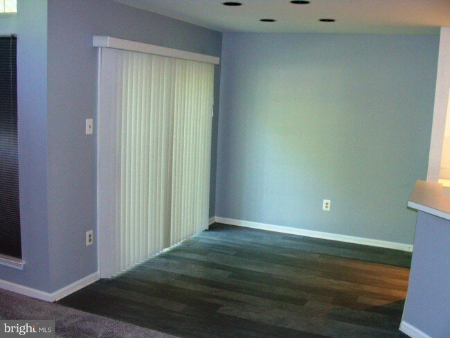 Foto del edificio - 5104 Arbor Hill Ct