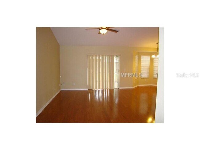 Building Photo - 14821 Redcliff Dr