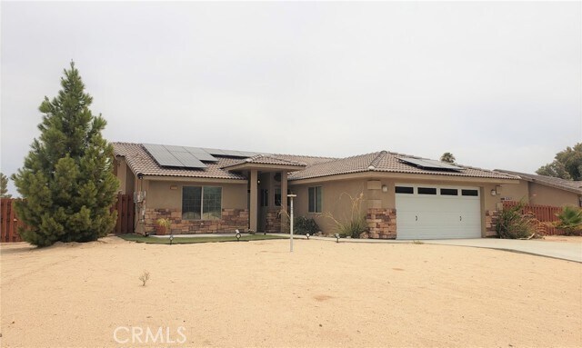 Primary Photo - 4727 Saddle Horn Rd