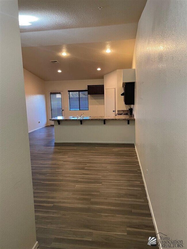 Foto del edificio - 7377 E 39th Pl