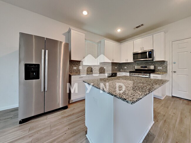 Building Photo - 6762 Hobby Wind Ridge Dr
