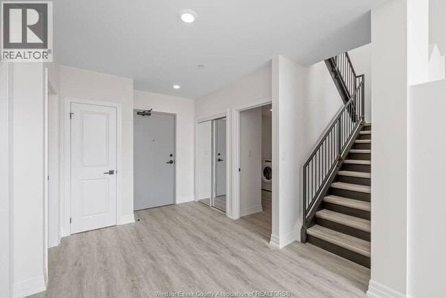 Building Photo - 7337 Meo Blvd