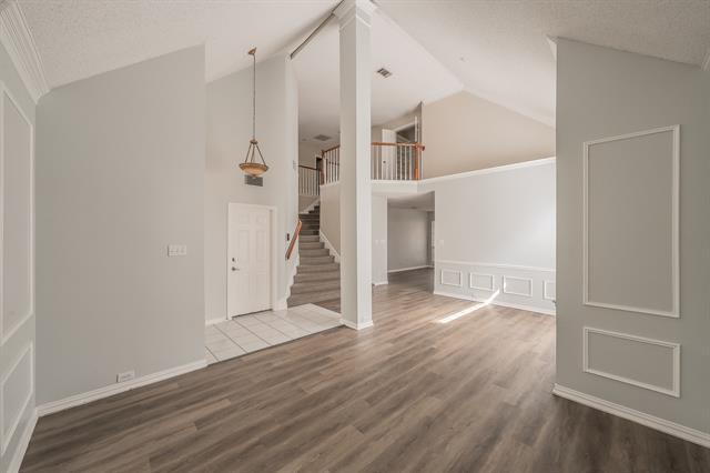 Foto del edificio - 2643 Garden Ridge Ln