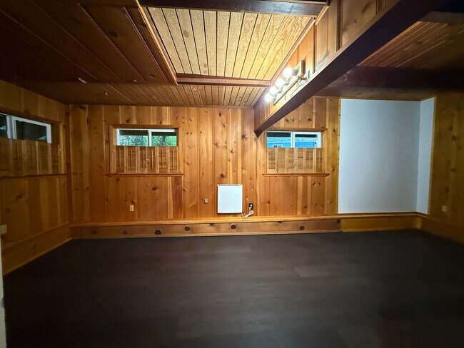 Foto del edificio - 729 Willow Wy