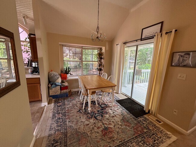 Foto del edificio - 4808 Davitt Ct NW
