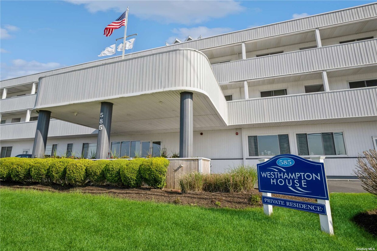 Foto principal - 585 Dune Rd