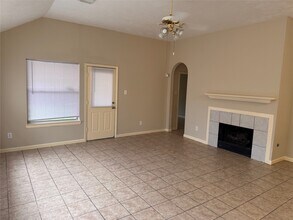 Building Photo - 2872 Shallow Brook Ln