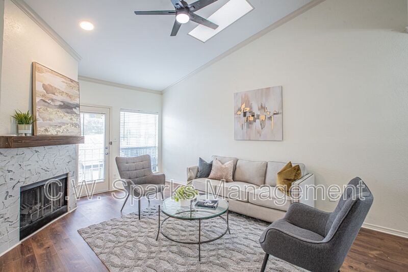 Foto principal - 7151 Gaston Pkwy