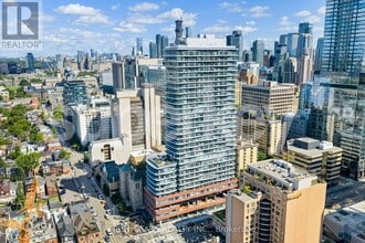 Building Photo - 280-2280 Dundas St W