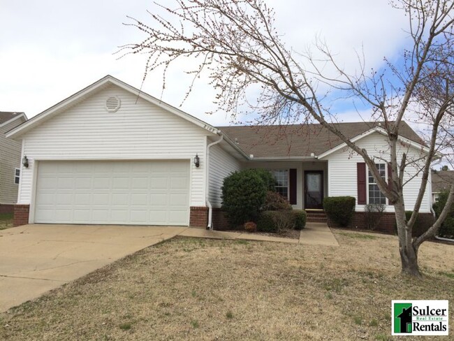 Building Photo - 2109 Bristol Dr